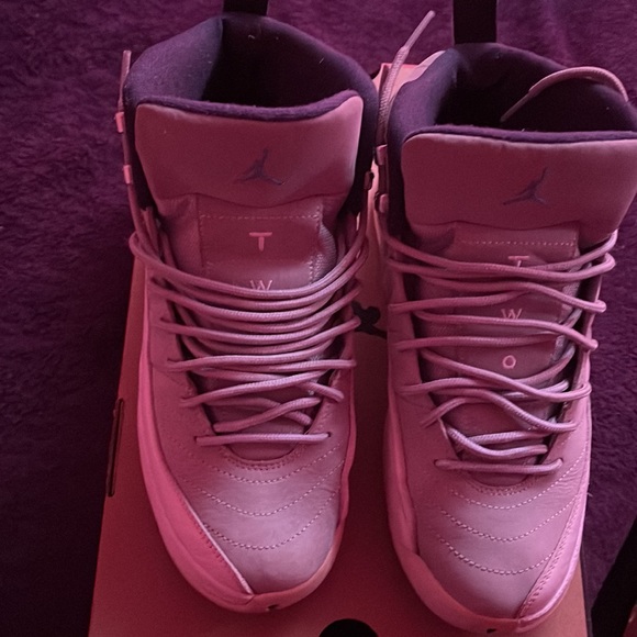 Jordan 12 UNC - Picture 8 of 8